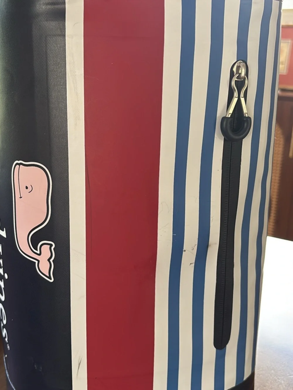 Vineyard Vines 🐳 Navy & Red Soft-Sided Cooler Bag